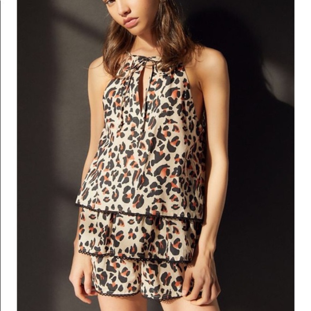 Kendall Keyhole Leopard Romper | Urban Outfitters